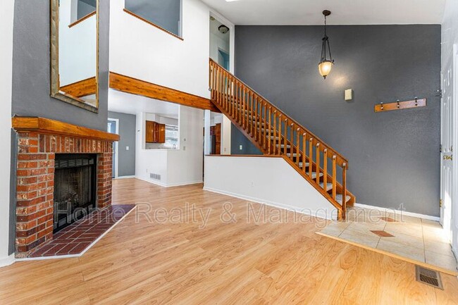 Building Photo - 13313 Birch Cir