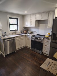 Building Photo - 170 Yantic Rd