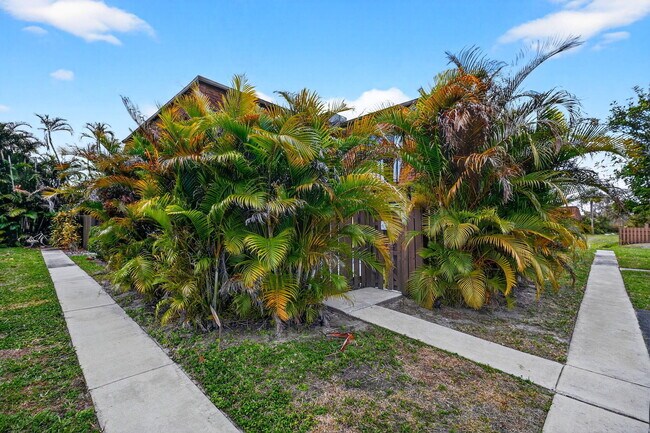 Building Photo - 110 N Delaware Blvd