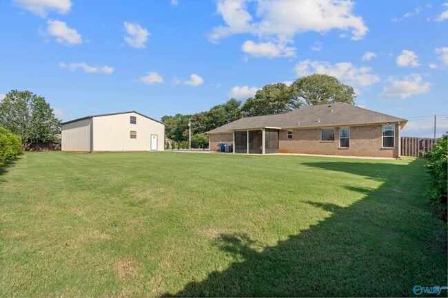 Building Photo - 407 Robinson Rd