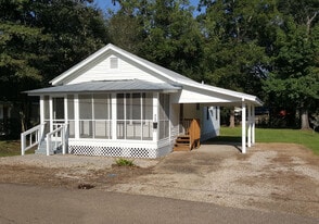 Building Photo - 240 Beauregard St