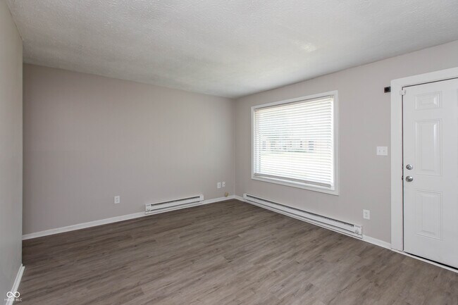 Building Photo - 9410 Meadowlark Dr