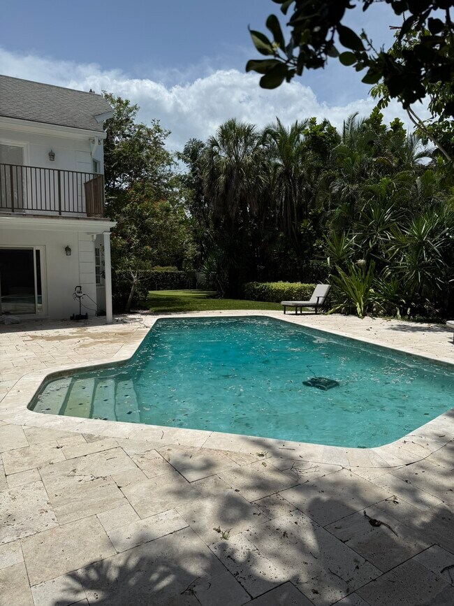 Building Photo - 4911 St Croix Dr