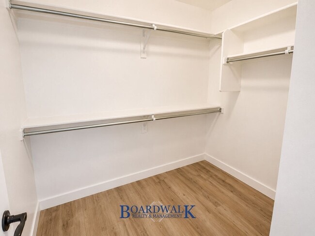 Building Photo - 5397 Borglum Ln