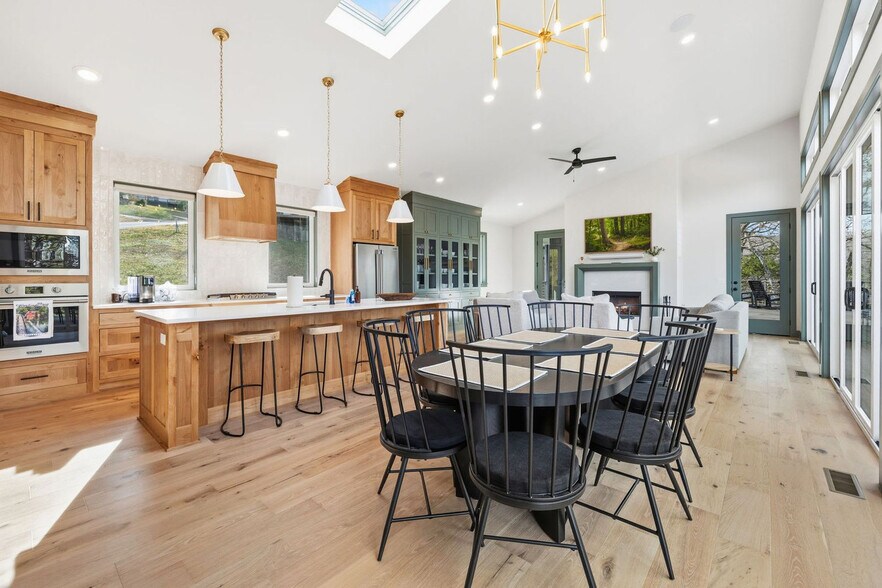 Building Photo - 8691 Rambo North Rd