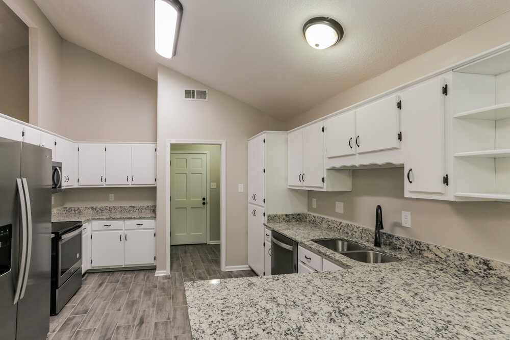 Building Photo - 7189 Atterbury Cir W