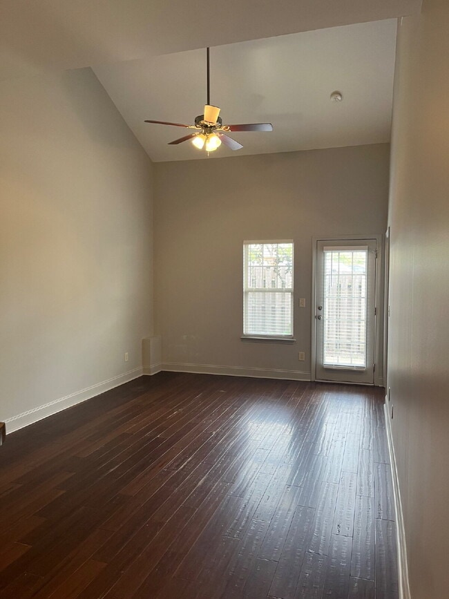 Building Photo - 2716 Nashboro Blvd