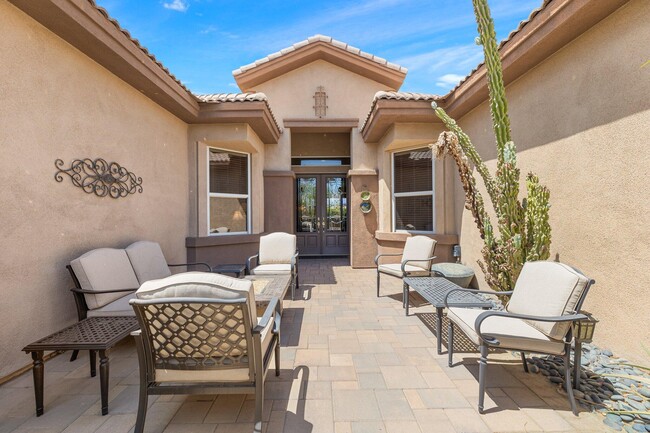 Building Photo - 44085 Royal Troon Dr