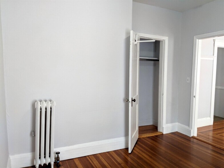 Building Photo - 9 Belknap St