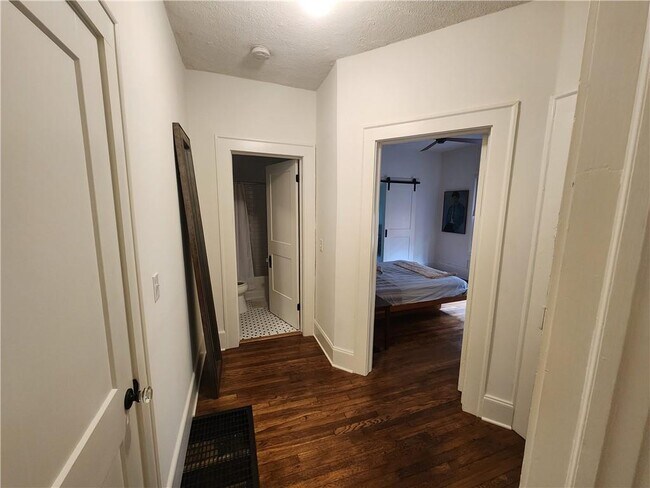 Building Photo - 315 S McDonough St