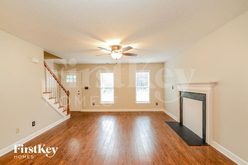 Building Photo - 270 Coghill Dr