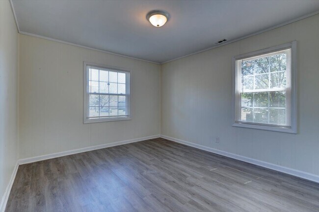 Building Photo - 2600 Revolution Pk Dr