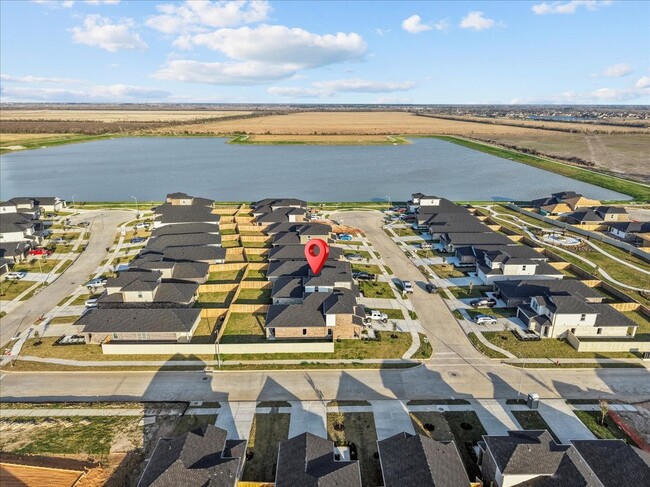 Building Photo - 3930 El Vaquero Ct