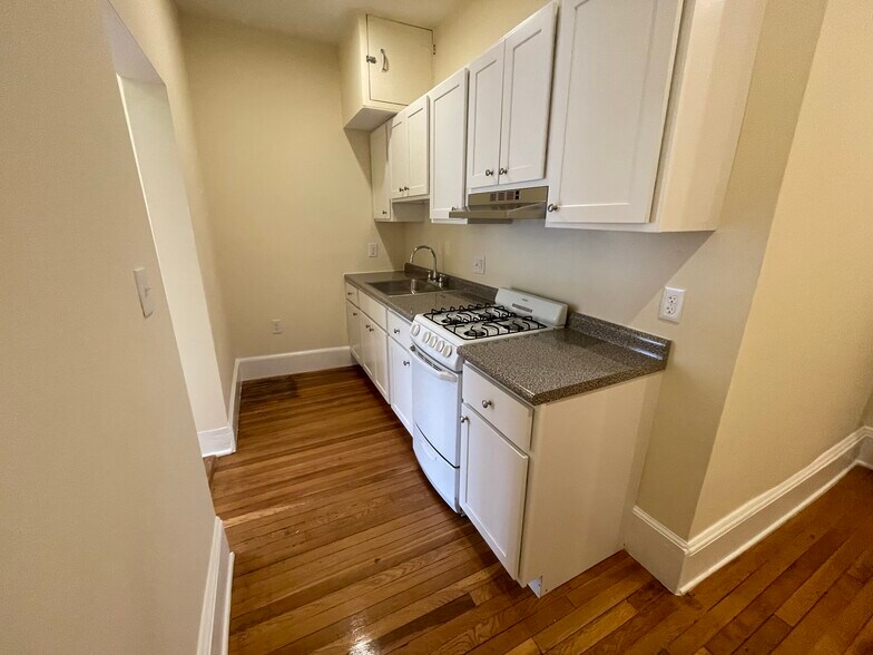 Building Photo - 1318 Commonwealth Ave