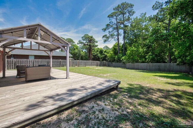 Building Photo - 2442 Raider Ln