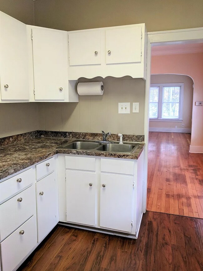 Building Photo - 4228 Mayberry St