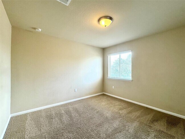 Building Photo - 1437 Brooks Way