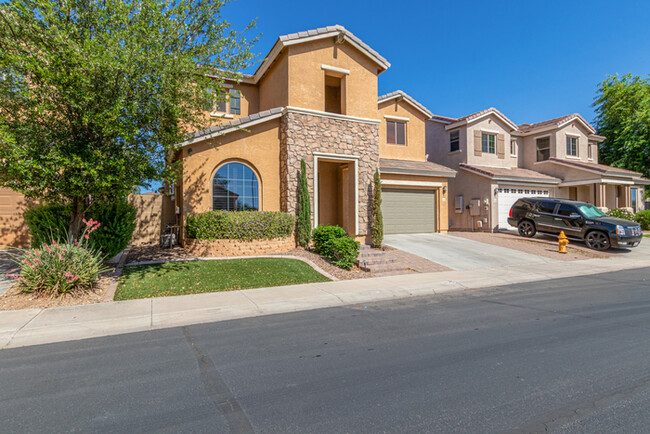 Building Photo - Beautiful Chandler Property