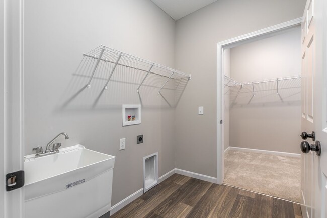 Building Photo - 5634 Callaway Dr
