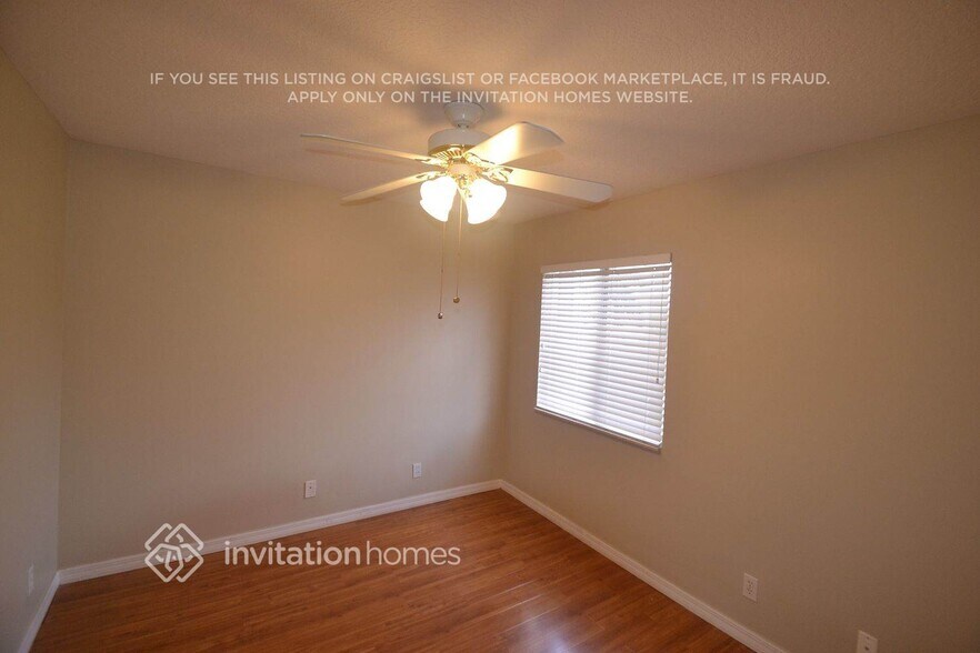 Building Photo - 3774 Woodfield Dr