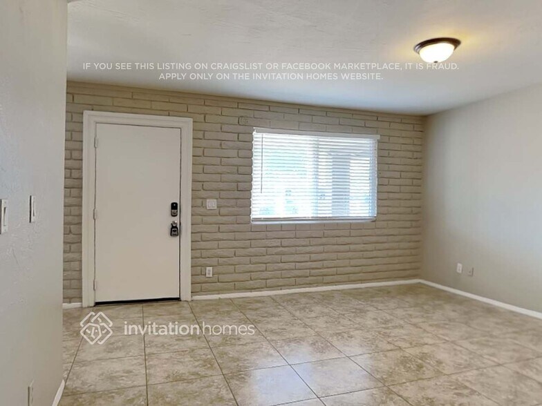 Building Photo - 12956 W Desert Ln