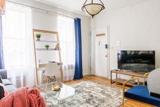 Building Photo - 233 E 26th St