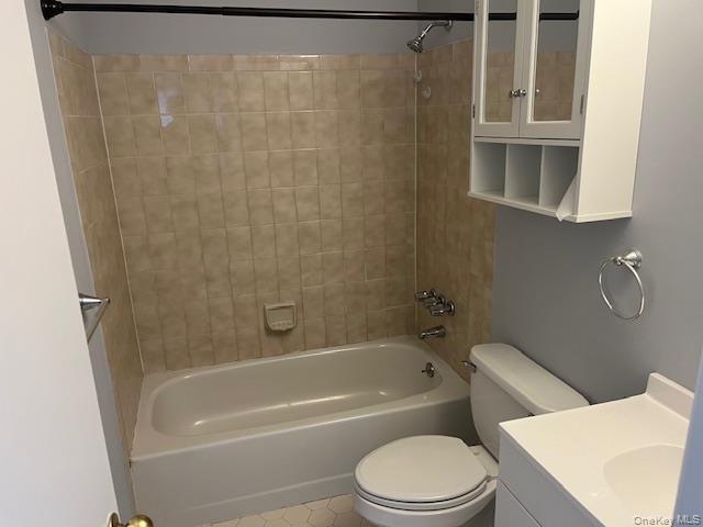 Building Photo - 4321 Whispering Hills Rd