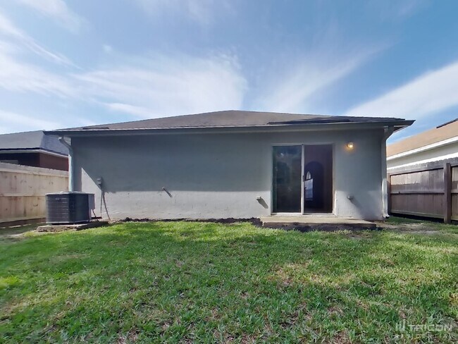 Building Photo - 3440 Alec Dr