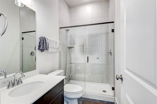 Building Photo - 212 Charbono St