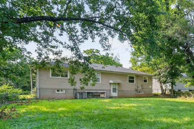 Building Photo - 2059 Wilbert Dr