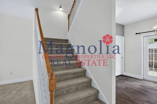 Building Photo - 255 Cypress Point Dr
