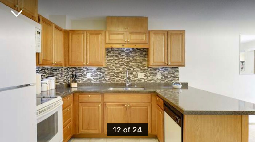 Building Photo - 2327 Amberwood Dr