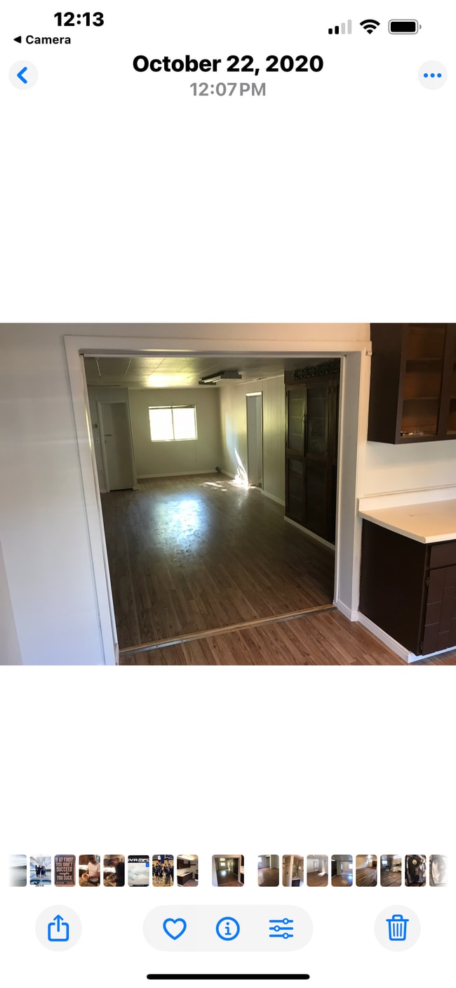 Building Photo - Olde Park Place B