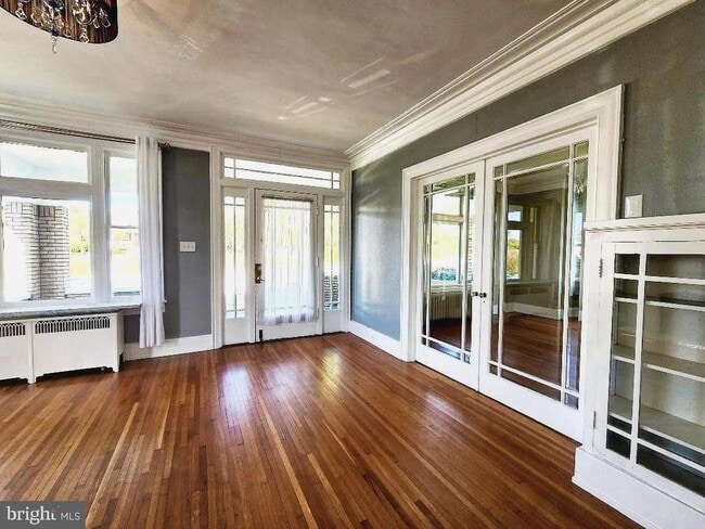 Building Photo - 515 Fourth St