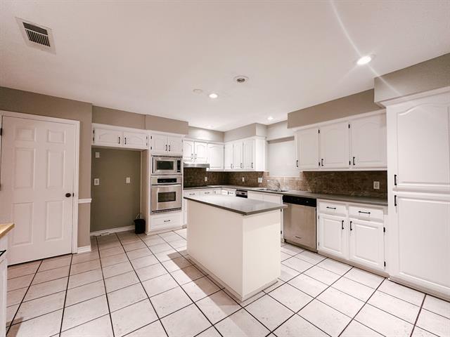 Building Photo - 6616 Crooked Ln
