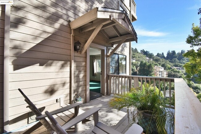 Building Photo - 616 Gravatt Dr