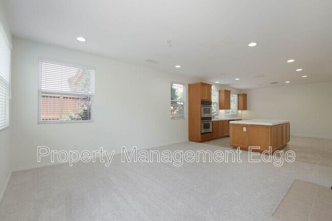 Building Photo - 31804 Bottle Brush St