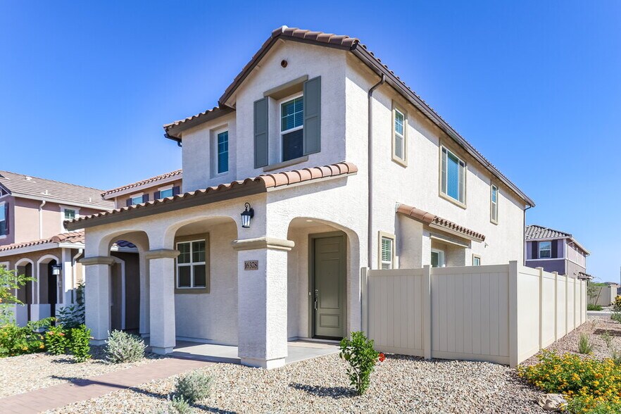 Building Photo - 16378 W Weeping Willow Rd