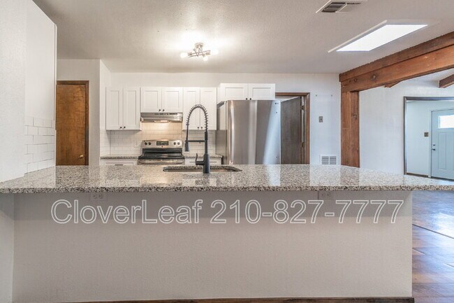 Building Photo - 3503 Clearfield Dr