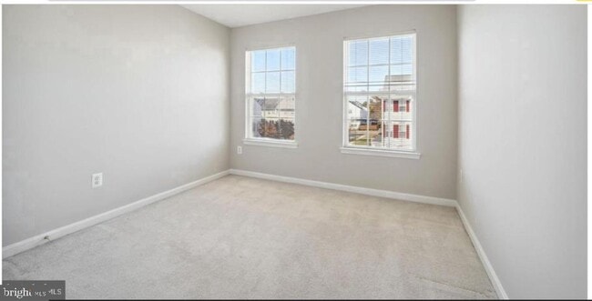 Building Photo - 1116 Ring Bill Loop