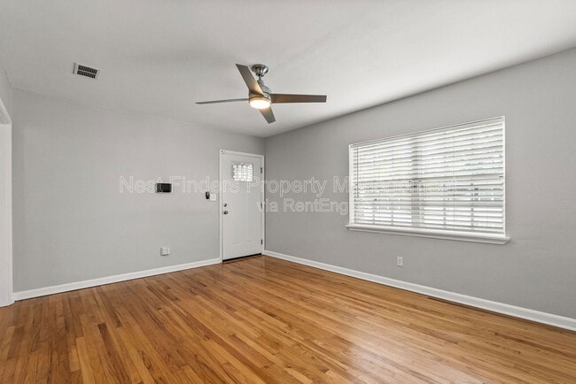 Building Photo - 1838 Cherry St