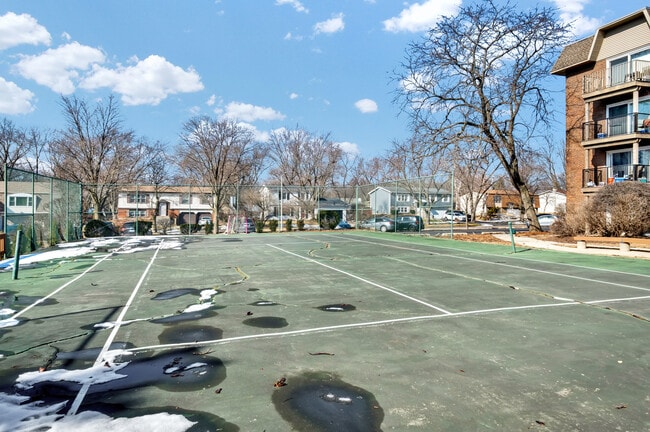 Building Photo - 2300 Beau Monde Terrace