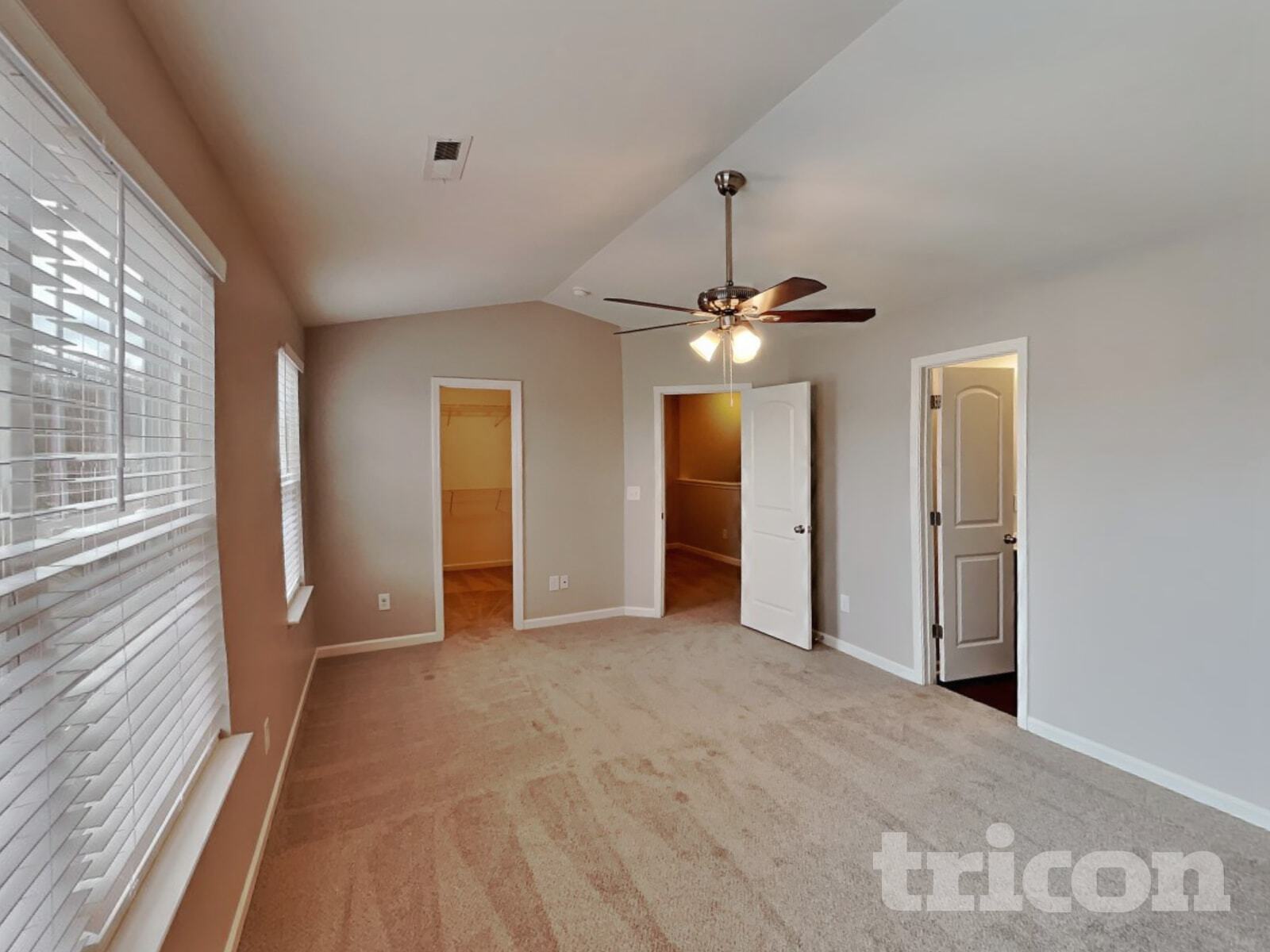 Building Photo - 1505 Hamilton Hills Dr