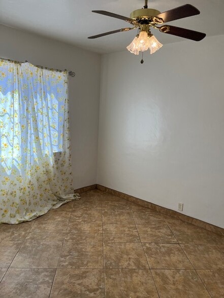 Building Photo - 9829 San Gabriel Ave