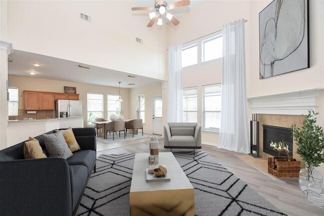 Building Photo - 7509 Lakeside Manor Ln
