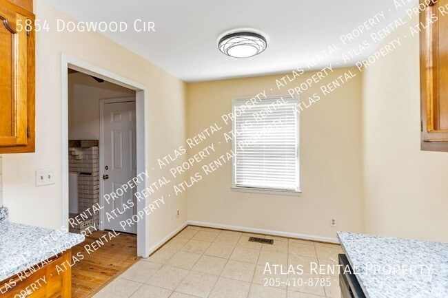 Building Photo - 5854 Dogwood Cir