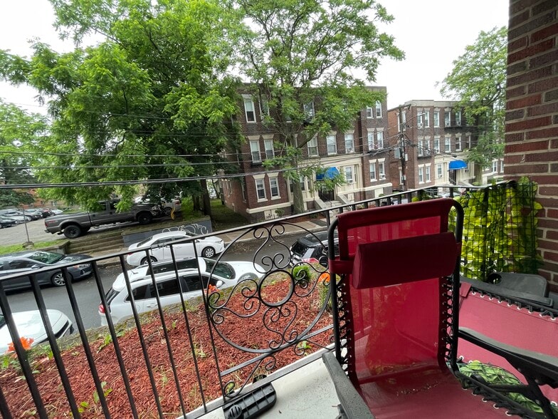 Building Photo - 28 Quint Ave