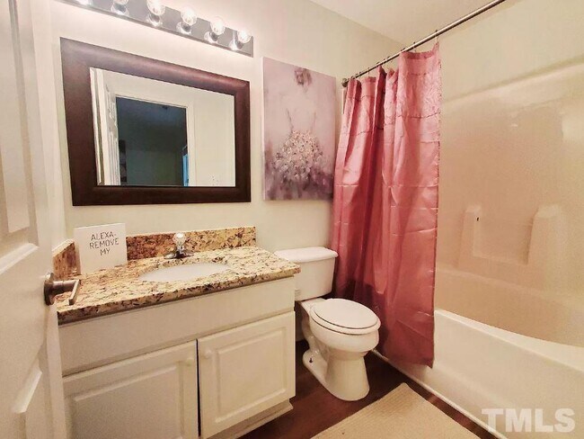 Building Photo - 5902 San Marcos Way