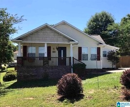 Building Photo - 805 Moonlite Dr