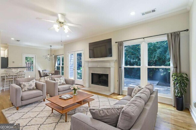 Building Photo - 1167 Druid Walk